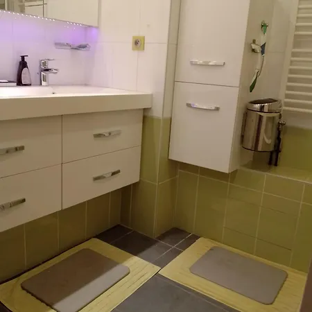 Residentiel Au Et Au Frais Apartment Montigny-le-Bretonneux